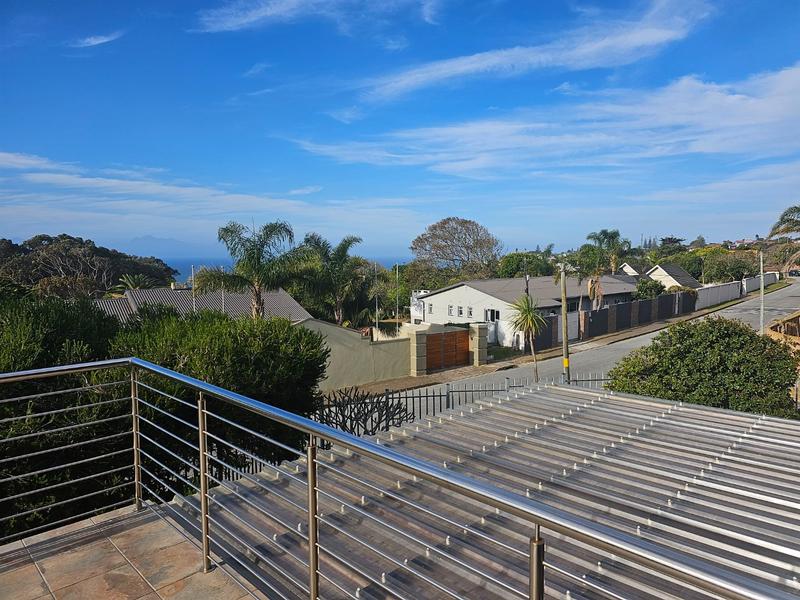 8 Bedroom Property for Sale in Mossel Bay Central Western Cape
